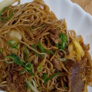 しょうゆとソースのミックス焼きそば